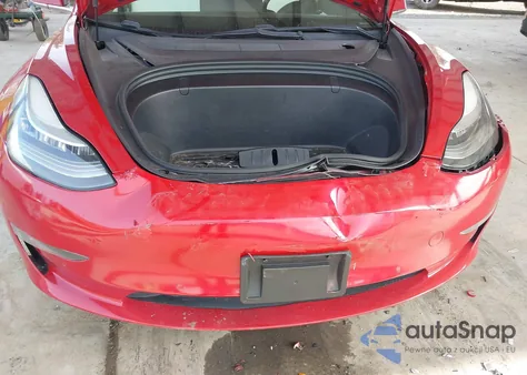 2019 Tesla Model 3 Long Range/Performance z USA, uszkodzony, nr VIN 5YJ3E1EB4KF407273